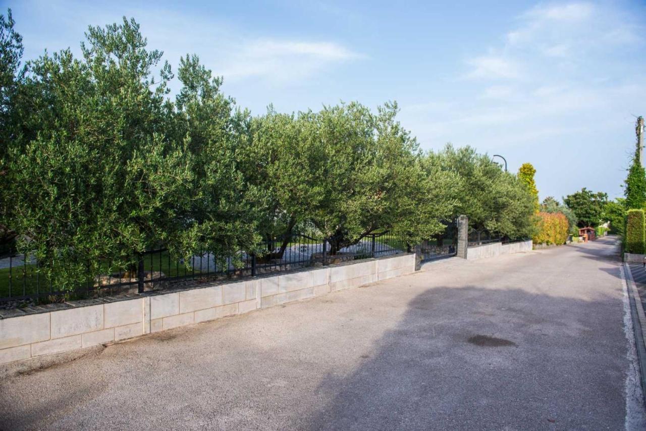 Villa Aleksandra Ljubuški Exteriör bild