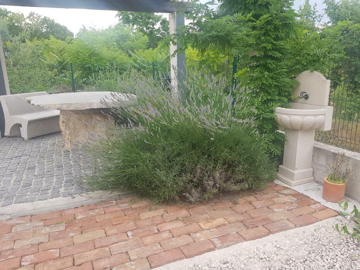 Villa Aleksandra Ljubuški Exteriör bild